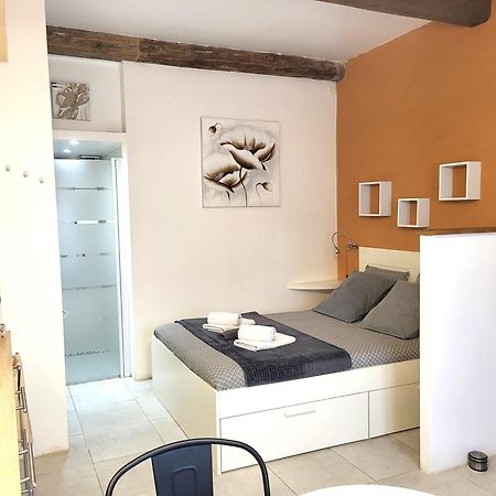 Ravissant Studio Uzes Exterior photo