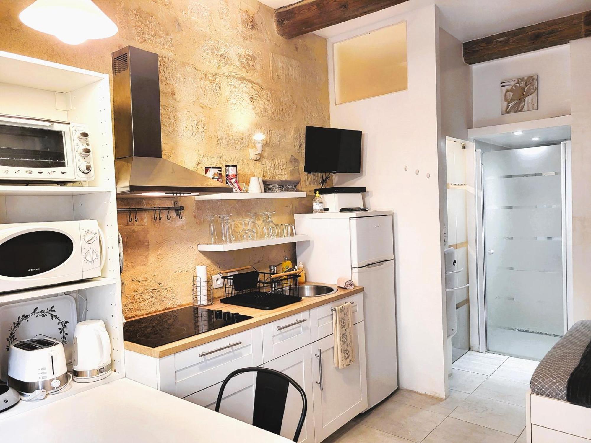 Ravissant Studio Uzes Exterior photo
